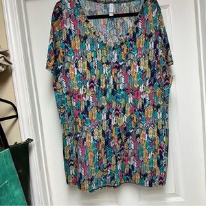 LuLaRoe Christy 3xl v neck shirt